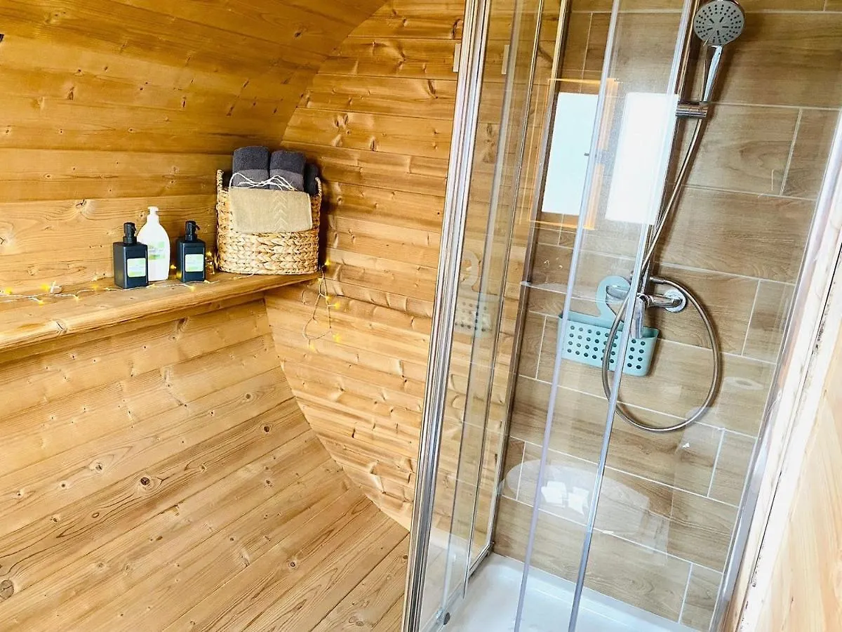 Holiday home Arrebol Suite Con Jacuzzi Piscina Y Naturaleza Buzanada