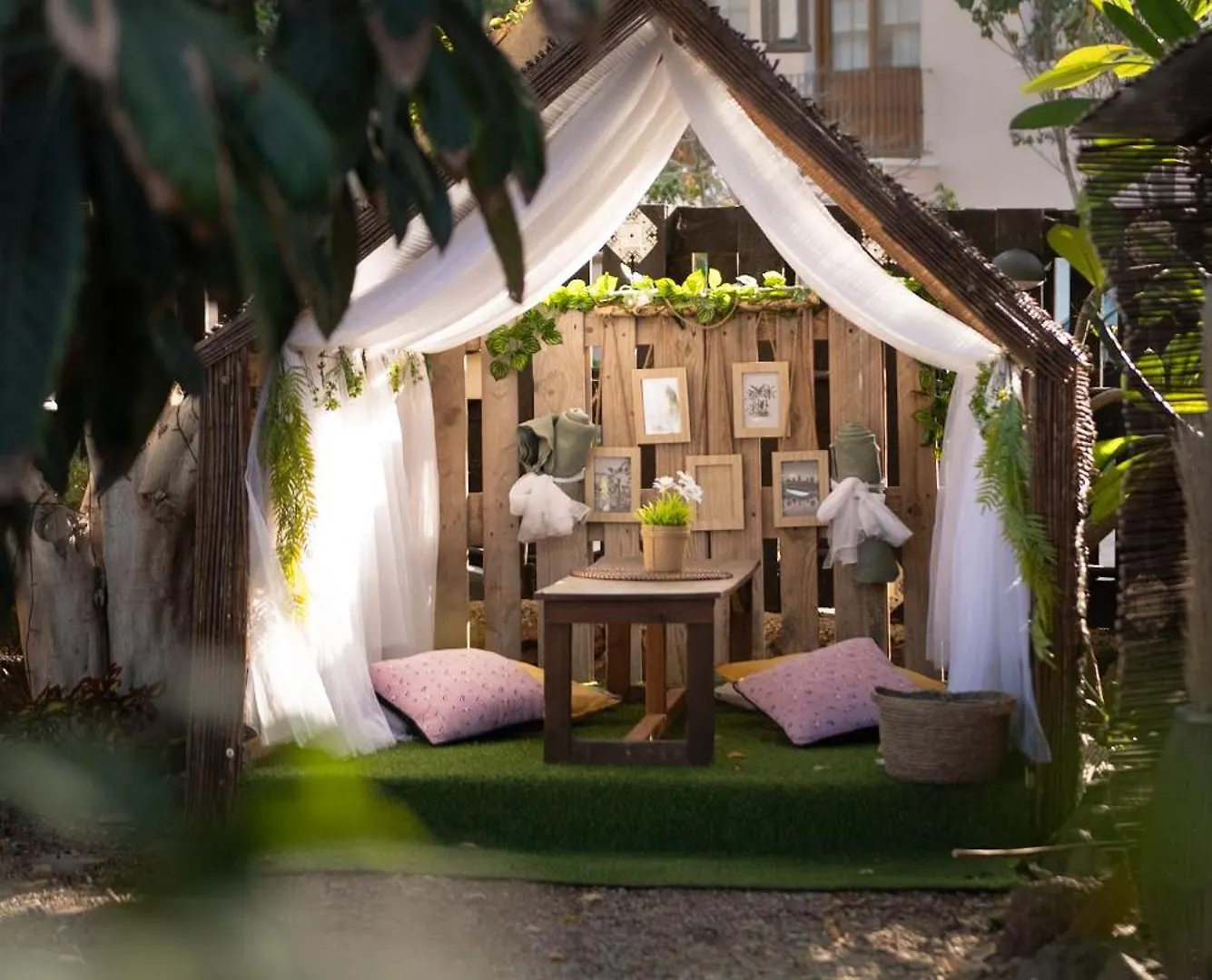 Holiday home Arrebol Suite Con Jacuzzi Piscina Y Naturaleza Buzanada